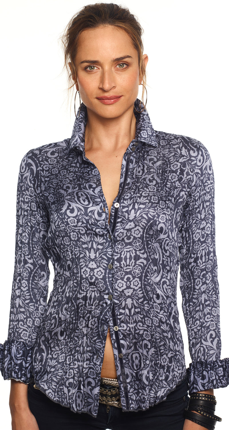 A model wears a CINO Vintage Tiki Ocean button-down Shirt