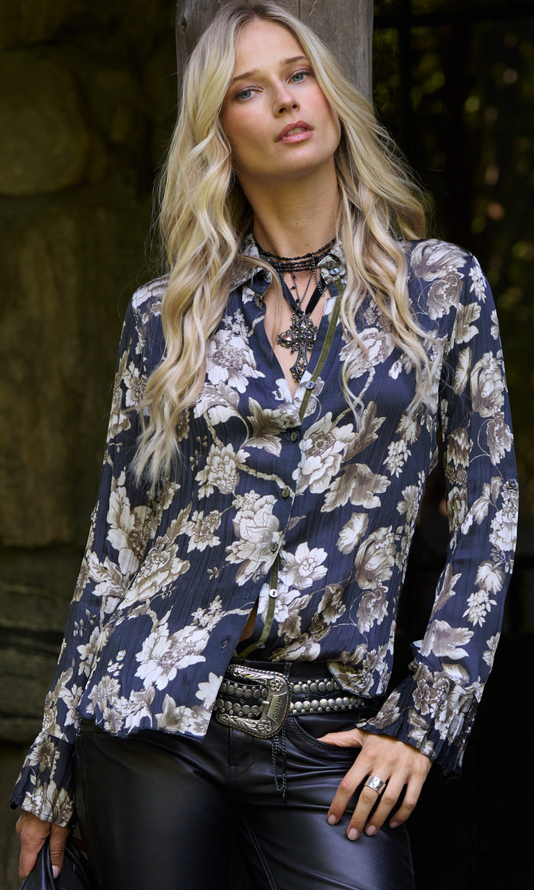 A model wears a CINO Antique Floral button-down Shirt