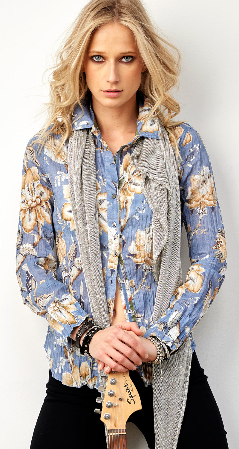 FLORA VINTAGE BLUE BUTTON DOWN SHIRT