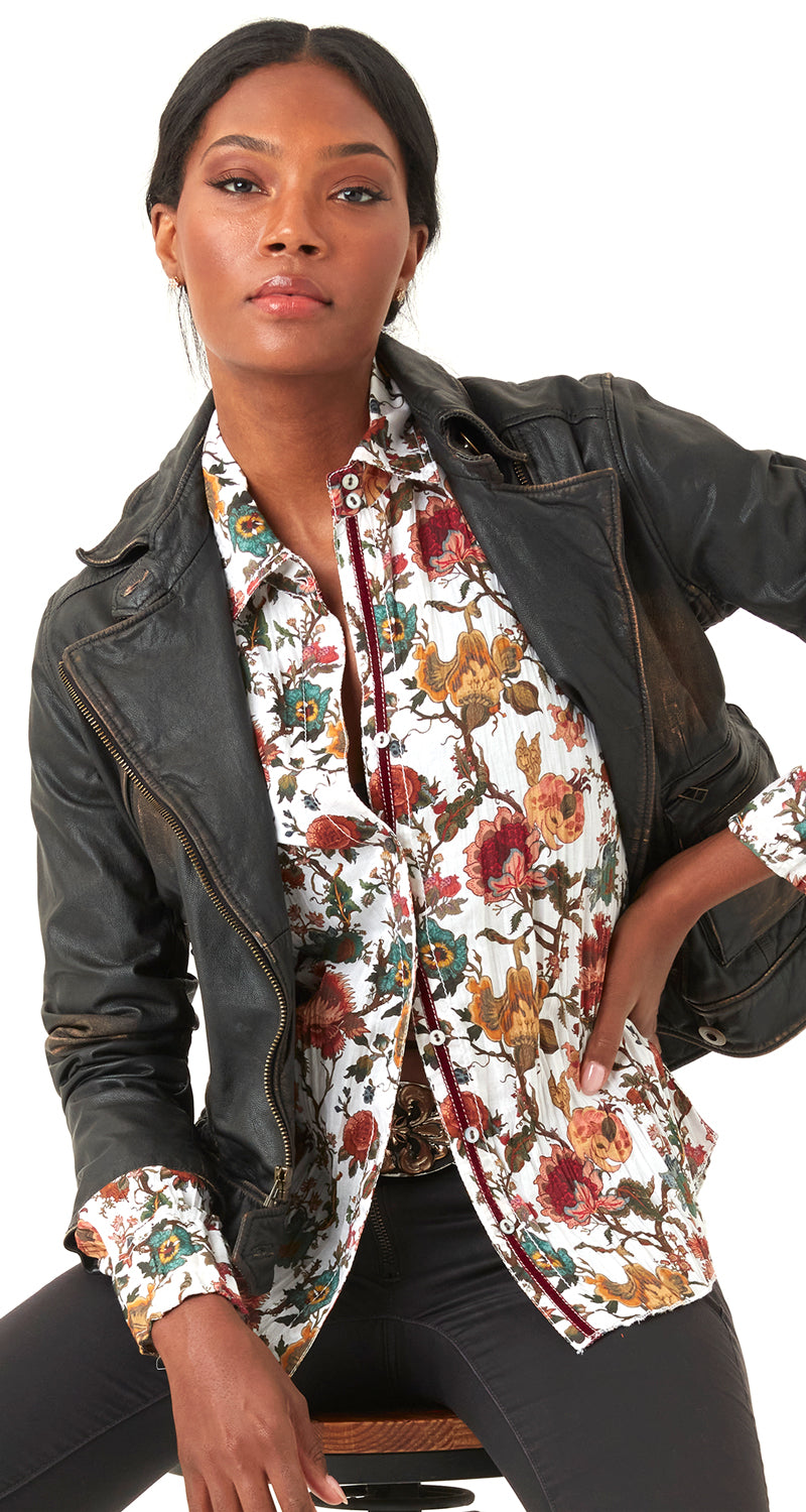 A model wears a CINO Algiers Off White button-down Shirt
