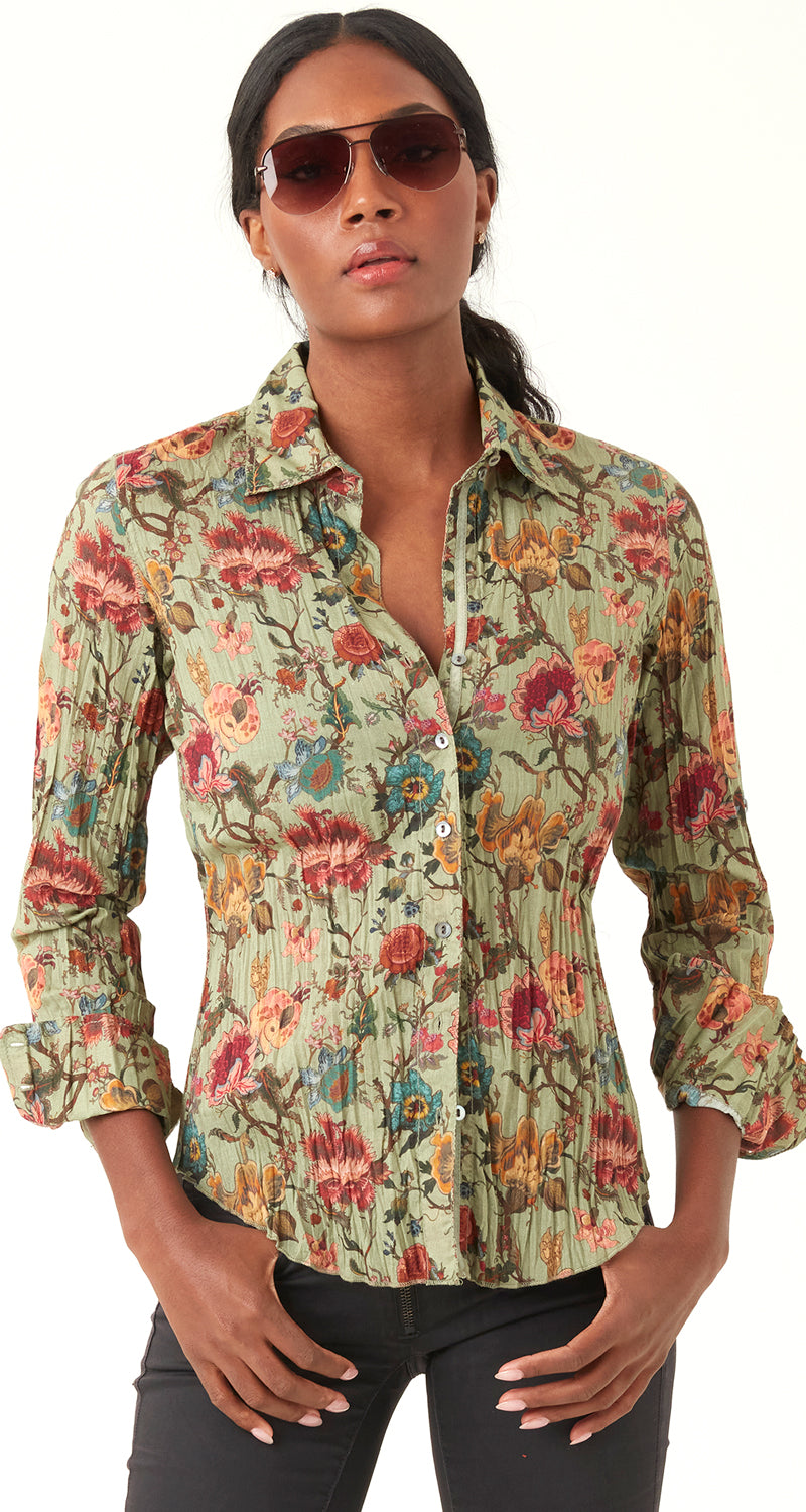 A model wears a CINO Algiers Tarragon button-down Shirt