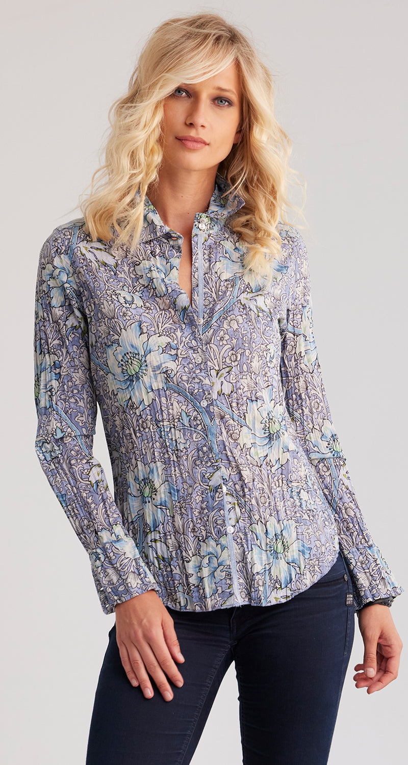 A model wears a CINO Blue Nottingham button-down Shirt