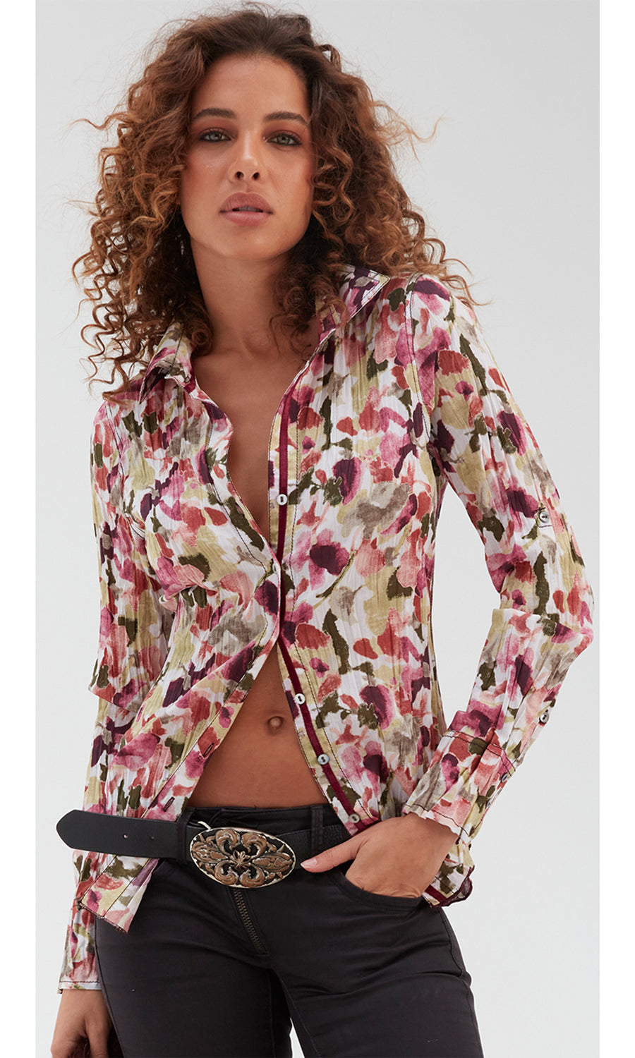 A model wears a CINO Cayenne Camden Floral button-down Shirt