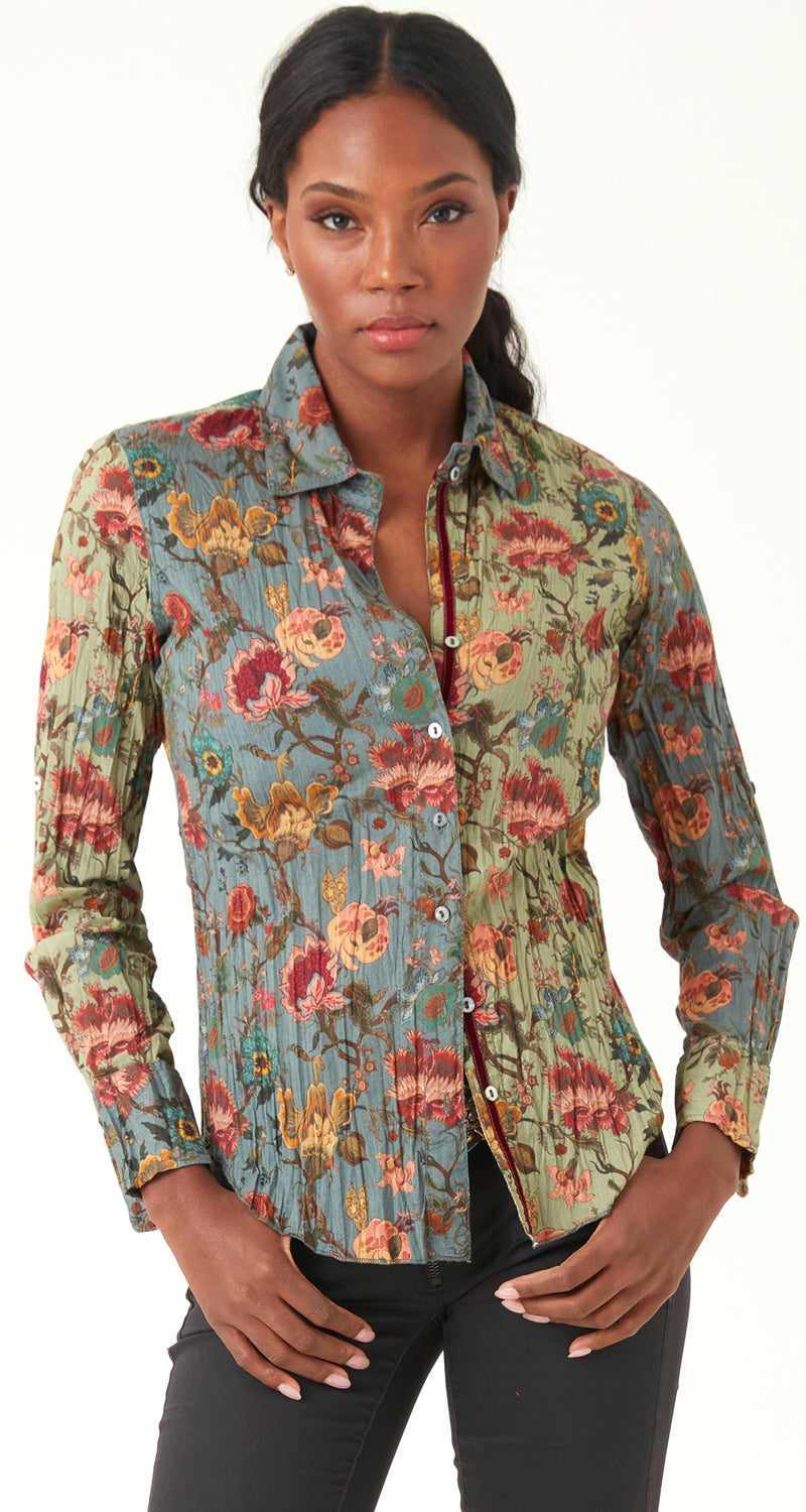 A model wears a CINO Algiers Mix button-down Shirt